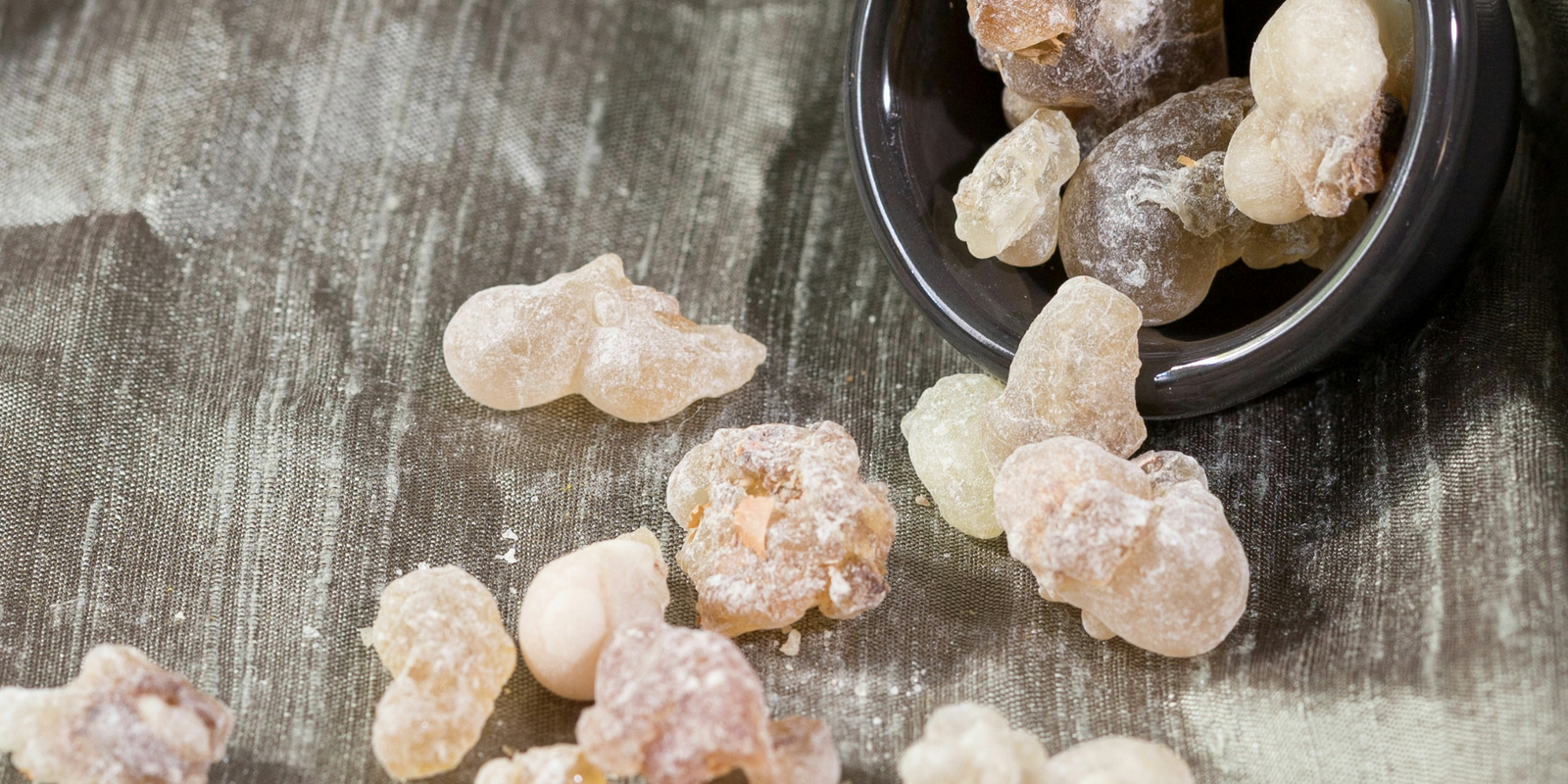 Frankincense for Home & Soul: A Timeless Resin for Elevated Living, Wellness & Natural Decor 1 Frankincense for Home & Soul: A Timeless Resin for Elevated Living, Wellness & Natural Decor